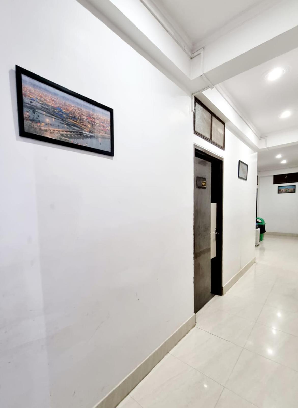 Holidayy Inn Allāhābād Junction Exterior foto